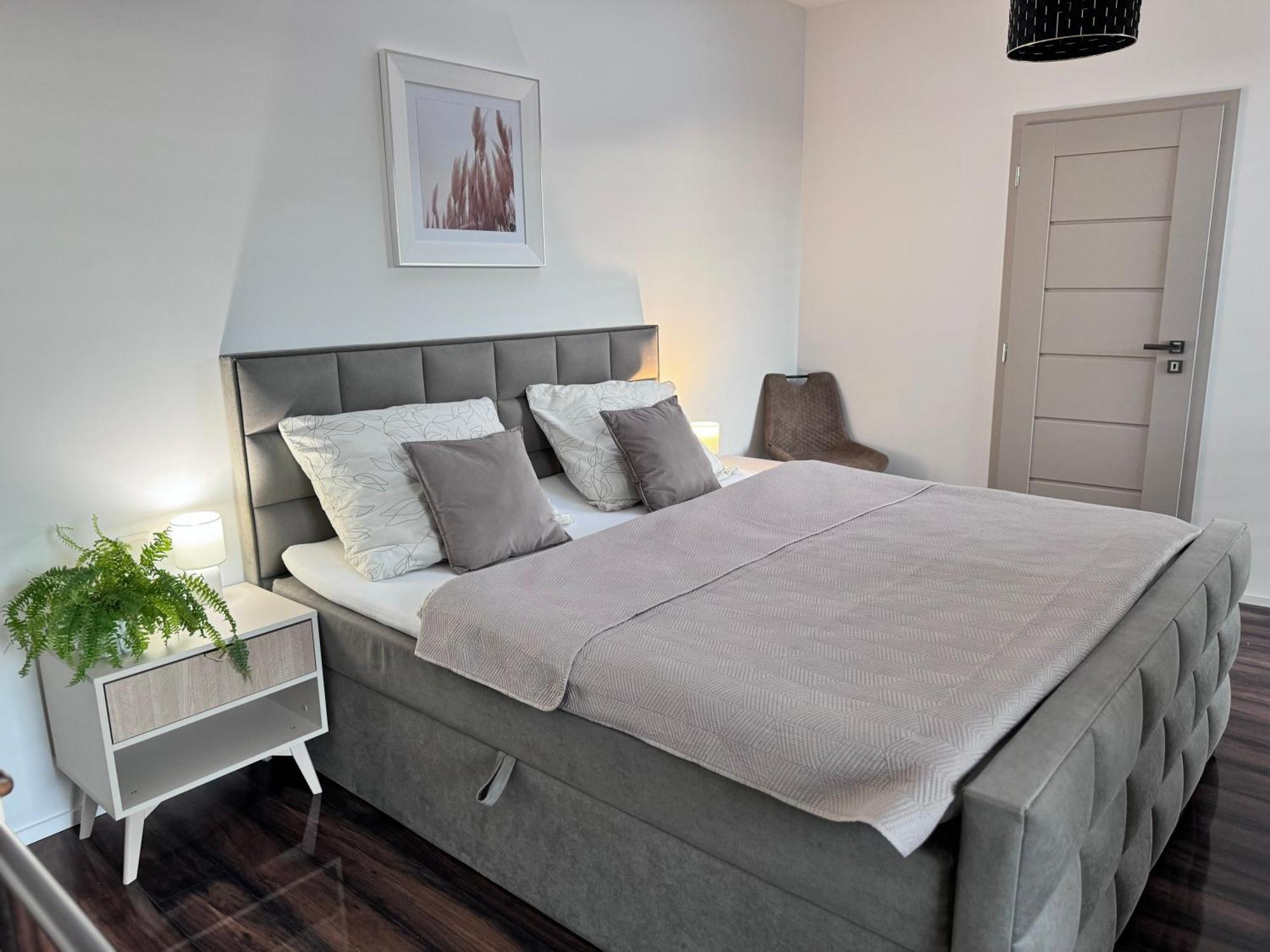 Apartments Sered Sered' Zewnętrze zdjęcie